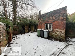 Courtyard- click for photo gallery